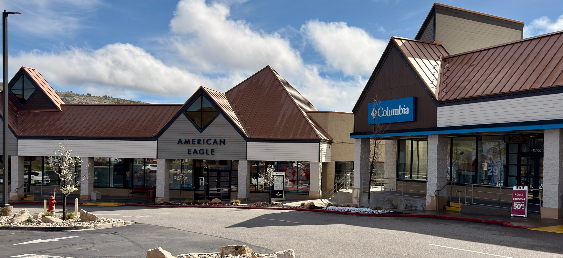 New Additions Announced for Junction Commons:  Tosh’s Ramen and Pandora